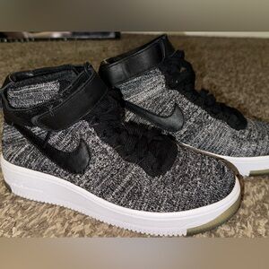 Nike Black and Gray Women's Sneakers